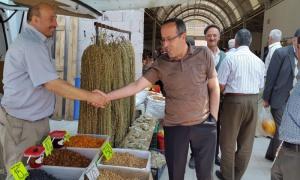 Drtdivan pazarnda dertleri dinledi