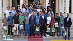 VAL BARU YABANCI RENCLER AIRLADI