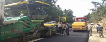 YEDGLLER YOLU ASFALTLANIYOR