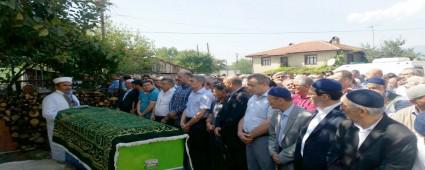 AK PARTL SYASET SMAL ERKAN BABASINI KAYBETT