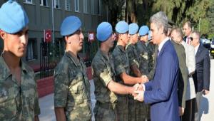 BOLU PROTOKOLNDEN ASKER VE POLSLERE MORAL ZYARET