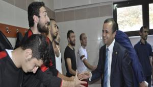 Ylmazdemir, Zemine ramen kazandk