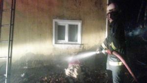 BOLU'DA IKAN YANGINDA 2 EV VE BR ODUNLUK KL OLDU