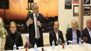 Bakan Kkler TOK'de oturanlarla bir araya geldi