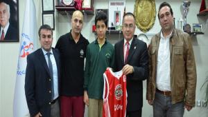 Bolulu Yaln NBA yolcusu