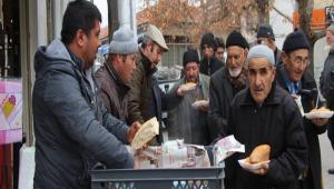 Seben'de pilav-ayran ikram