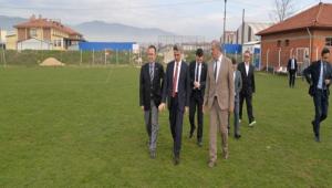 VAL BARU AMATR SPOR KULPLER FEDERASYONU YNETCLER LE BR ARAYA GELD