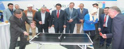 14 BURDA AVM'DE MASA TENS COKUSU