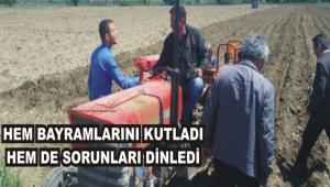 HEM BAYRAMLARINI KUTLADI HEM DE SORUNLARI DNLED