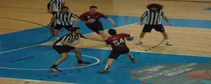 Sebenspor ampiyonluun kysndan dnd: 27-25