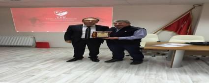 Antrenrler sertifikalarna kavutu