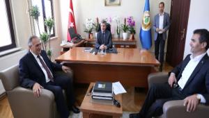 Bakan Ylmaz'dan hayrl olsun ziyareti