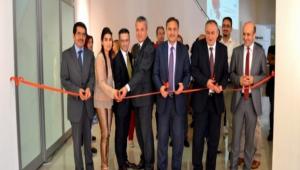 BASKI RESM ANASANAT SERGS, AB\'DE AILDI