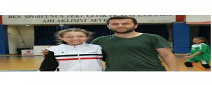 Bolu antrenr ve oyuncuya byk onur