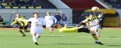 Eski Fenerbahe'li Futbolcu Geredespor'da !