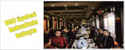 GAZETECLER KAHVALTIDA BRARAYA GELD