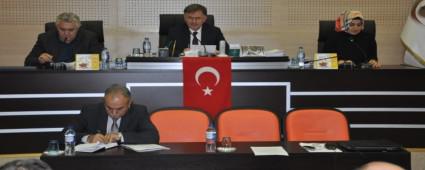 Mecliste Aralk Ay toplantlar balad