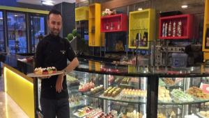 Krallarn pastacs Narven'in konuu oldu