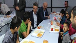 VAL BARU FTARDA VATANDALAR LE BERABER OLDU