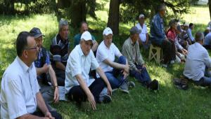 Bakan dn ve yayla bayramlarna katlyor