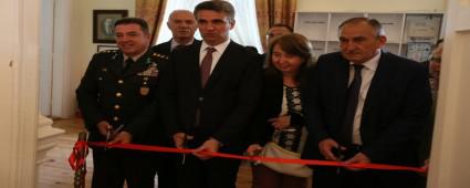 Atatrk konulu fotoraf sergisi ald