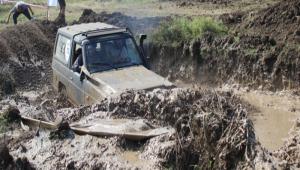 OFF-ROAD'CULAR NEFES KEST