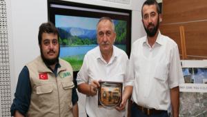 Bakan'a Mescid-i Aksa\' hediye ettiler