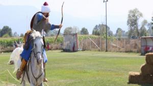 KARAAYIR'DA FESTVAL COKUSU