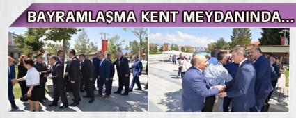 BAYRAMLAMA KENT MEYDANINDA