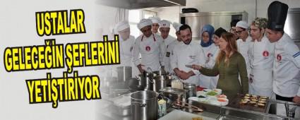 USTALAR GELECEN EFLERN YETTRYOR