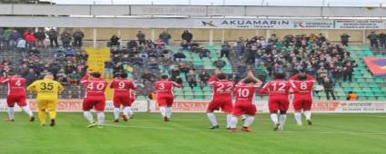 DENZLDE PUANLAR PAYLAILDI