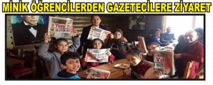 MNK RENCLERDEN GAZETECLERE ZYARET