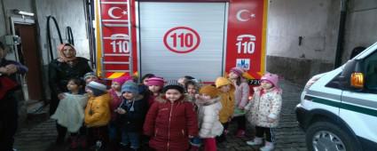 Minik rencilere yangn eitimi