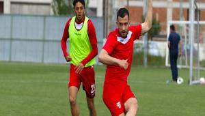 RENATO ARABݒDE TAKIMLA BRLKTE ALIMALARA BALADI