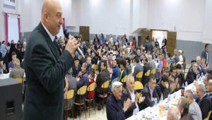 Her gn yzlerce kiiye iftar veriliyor