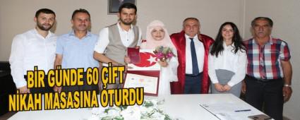 BR GNDE 60 FT NKAH MASASINA OTURDU