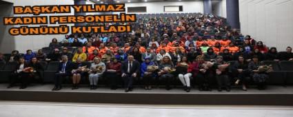 BAKAN YILMAZ KADIN PERSONELN GNN KUTLADI