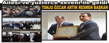 Ailesi ve yzlerce seveni ile geldi