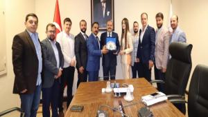 GEN  ADAMLARINDAN, FATH METN\'E ZYARET