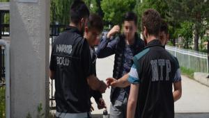 Okul nlerinde uyuturucuya geit yok