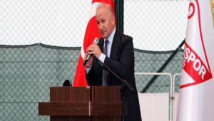 Bakan arkc\'dan teknik direktr aklamas