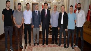 Gen Mhendislerden Vali mit\'e Ziyaret