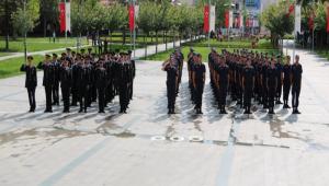 JANDARMANIN 180\'NC YAI BYLE KUTLANDI