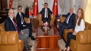 Piero Mirro Vali\'yi ziyaret etti