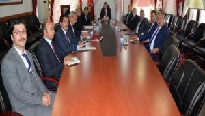 BAB\'NN HUZUR VE GVENL KONUULDU