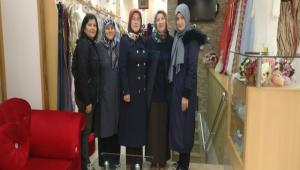 AK PARTL KADINLARDAN ESNAFA ZYARET