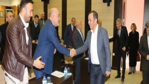 Bakan zcan l Genel Meclisi\'ni ziyaret etti