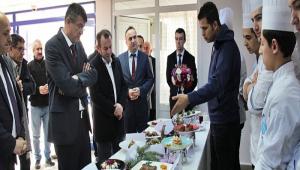 Madalyalarla Bolu\'ya Dnen rencilere dl Treni