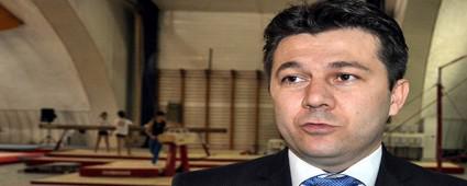    O Caddeye Suat elen smi Verildi