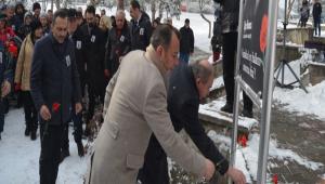 KATLEDLEN ARATIRMACI YAZAR UUR MUMCU ANILDI